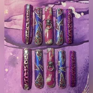 Fierce queen press on nails